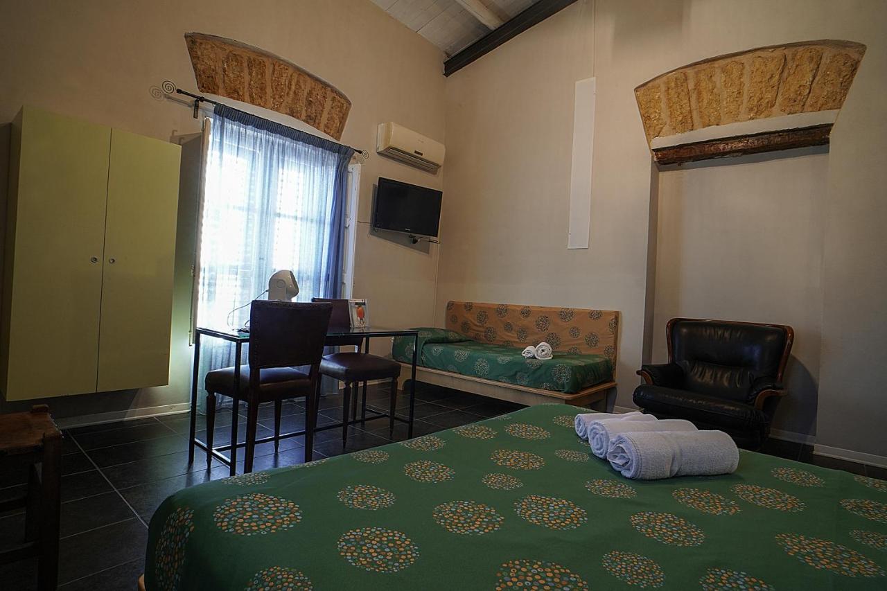 Casa Lerux Hotel Агридженто Екстериор снимка